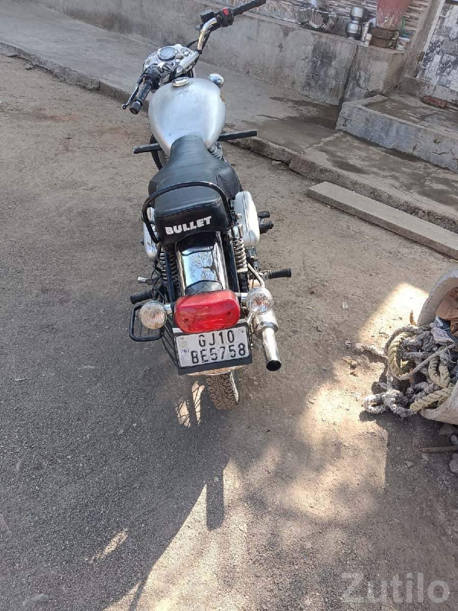 Royal Enfield Bullet 2012 Model Bike Royal Enfield Bullet 2012 Model Bike
