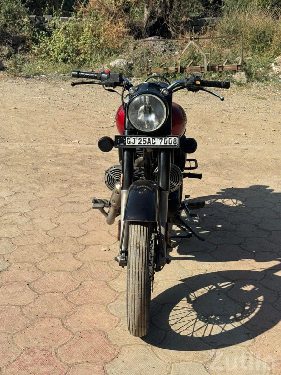 Royal Enfield Standard Bullet 2020 Bike