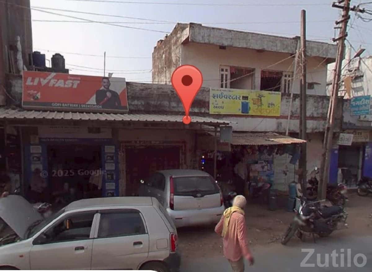 Road Touch House Plot with Shops Talala Road Touch House Plot with Shops Talala