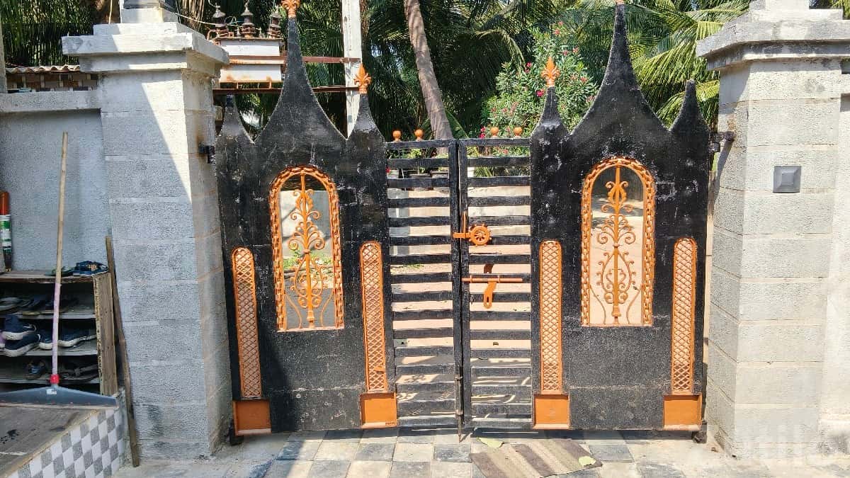Heavy Iron Main Gate for Sale 8x6 ft Heavy Iron Main Gate for Sale 8x6 ft