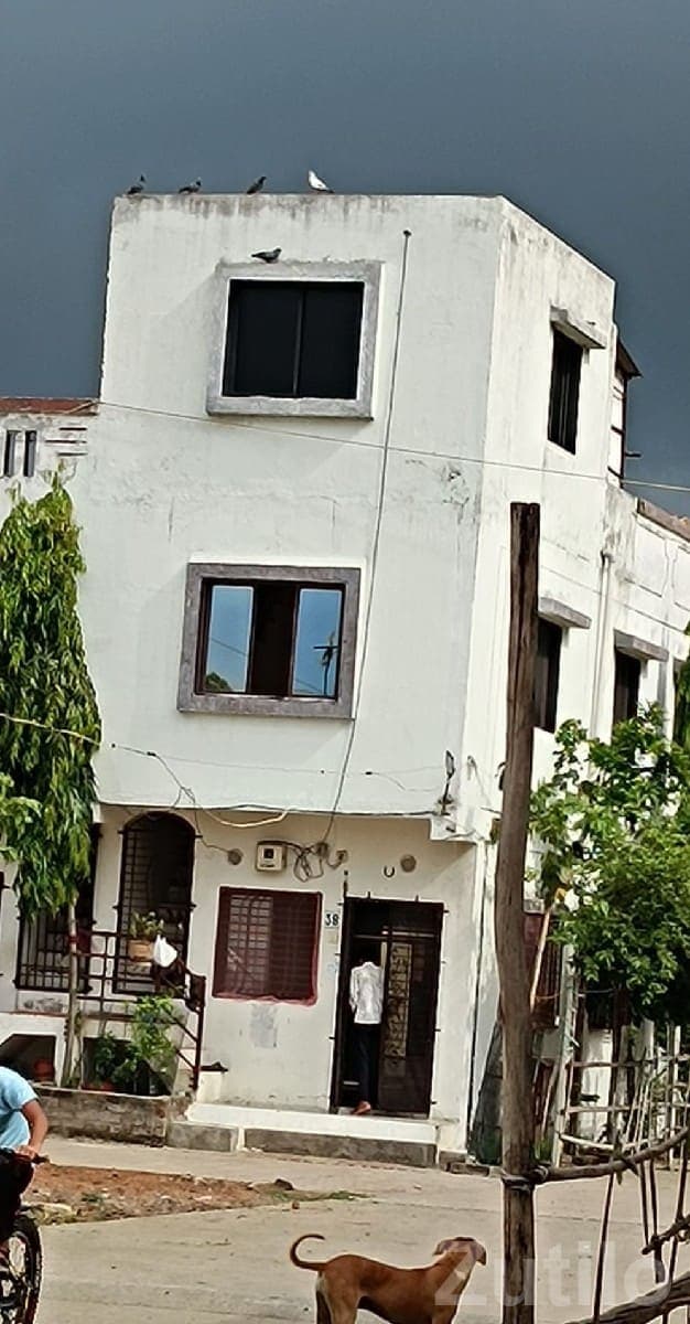 Corner Residential House for Sale in Umra - House for Sale - Olpad - Image 1