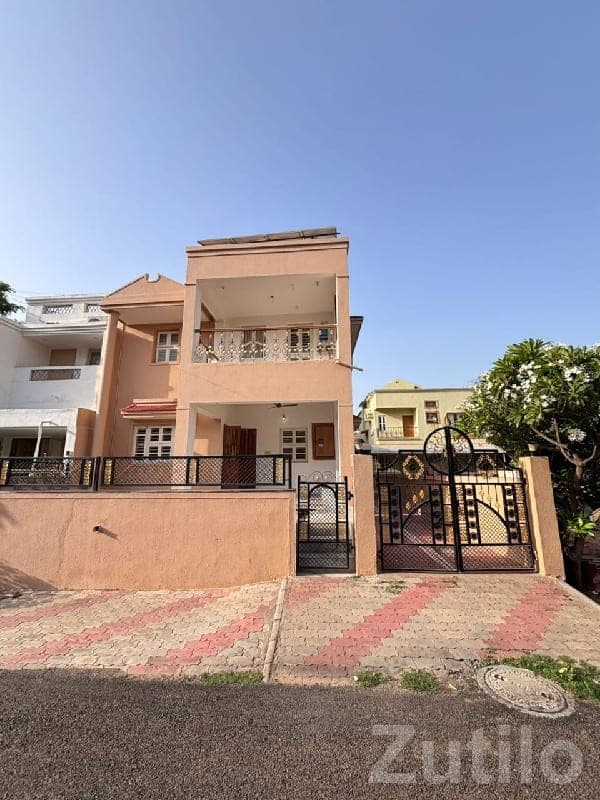 Boys PG at Shiv Krupa with Food & WiFi Boys PG at Shiv Krupa with Food & WiFi