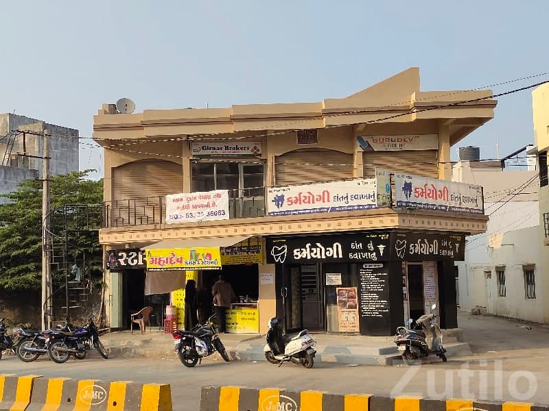 Commercial Shops and House for Sale/Rent Commercial Shops and House for Sale/Rent