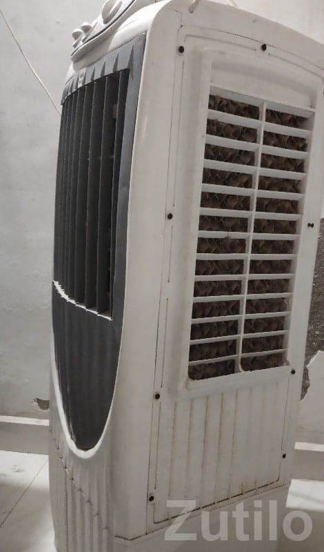 Tower Air Cooler in Good Condition Tower Air Cooler in Good Condition