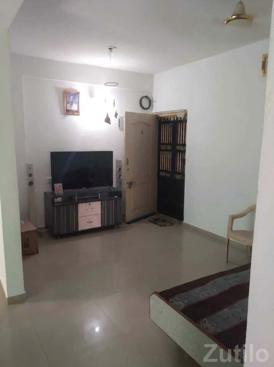 2 BHK Semi Furnished Flat for Sale 2 BHK Semi Furnished Flat for Sale