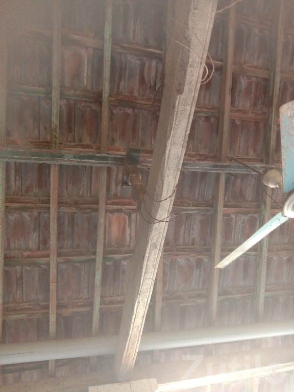 Old Village House Roof for Sale - House for Sale - Visavadar - Image 1