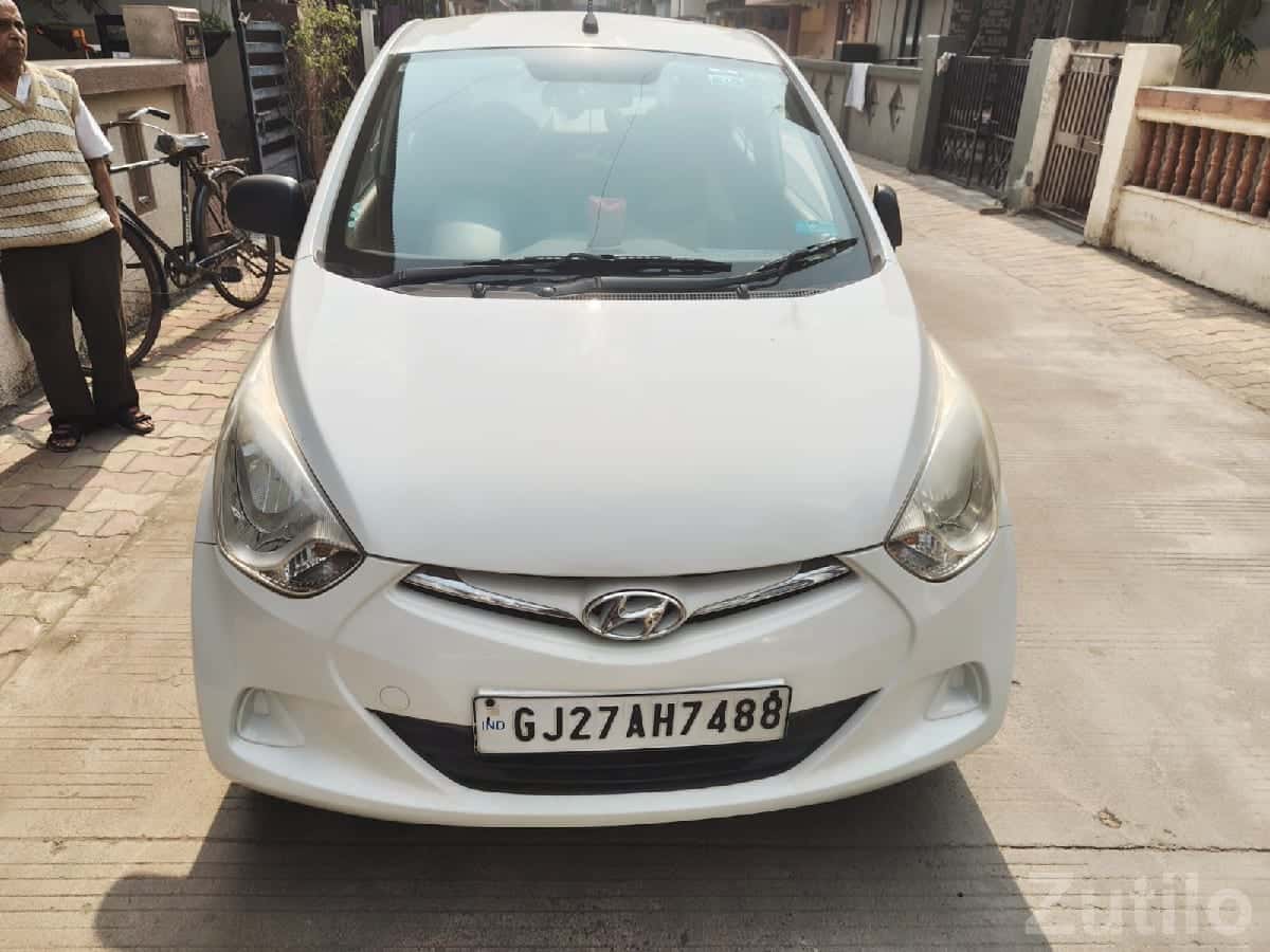 Hyundai EON Era+ 2015 Petrol Manual Car Hyundai EON Era+ 2015 Petrol Manual Car
