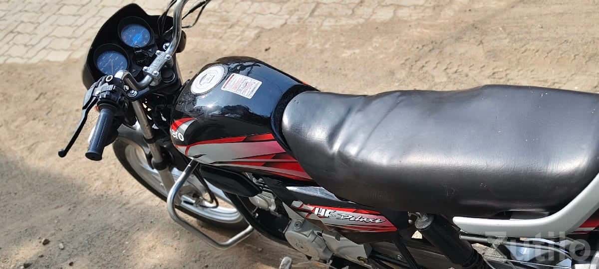 Hero HF Deluxe Bike 2015 Model Hero HF Deluxe Bike 2015 Model