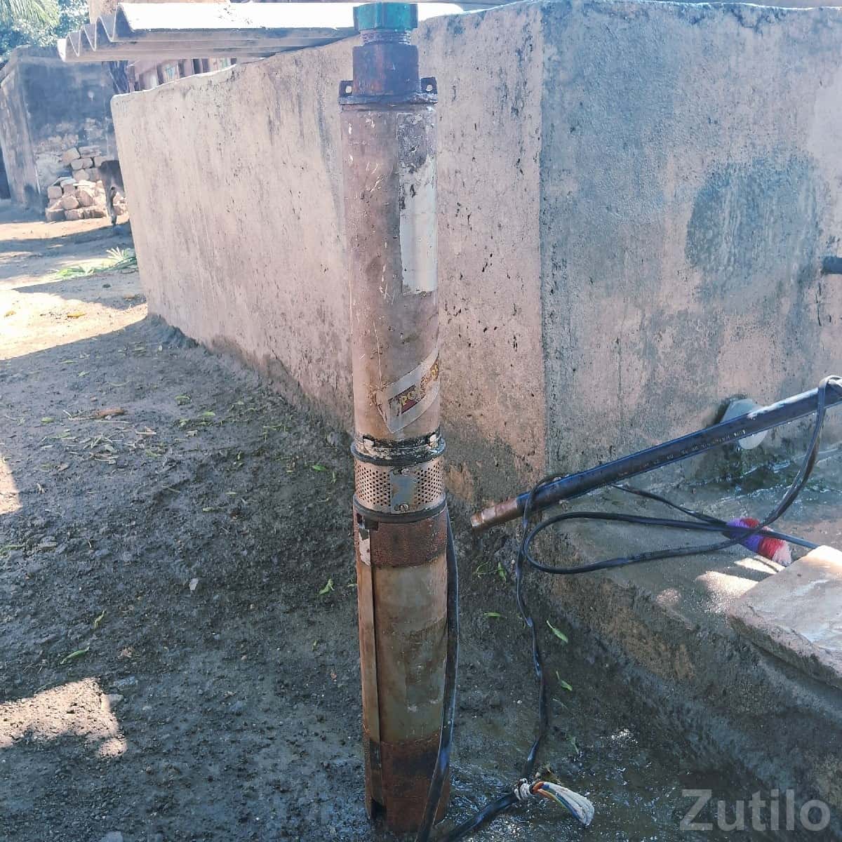 1 HP Borewell Submersible Motor Pump 1 HP Borewell Submersible Motor Pump