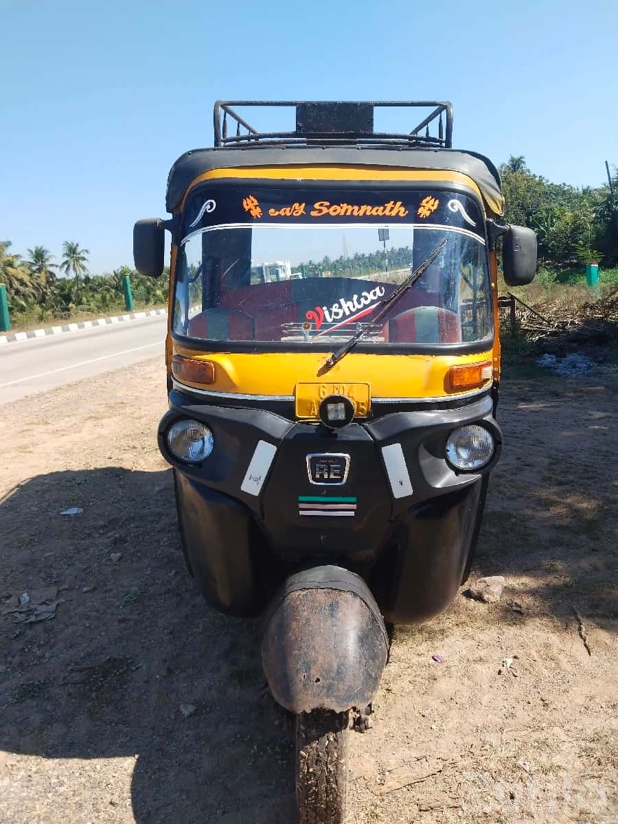 Bajaj RE Auto Rickshaw 2015 Model Bajaj RE Auto Rickshaw 2015 Model