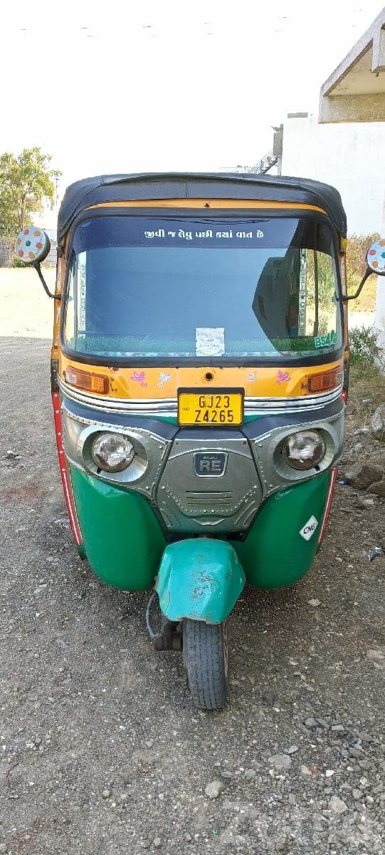 Bajaj RE CNG Auto Rickshaw for Sale Bajaj RE CNG Auto Rickshaw for Sale