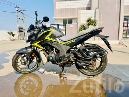 Honda CB Hornet 160R Bike 2017 Model Honda CB Hornet 160R Bike 2017 Model