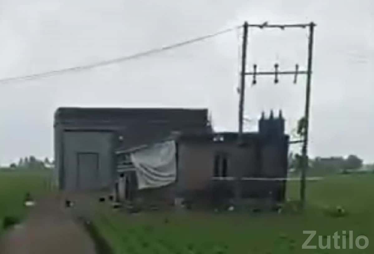 Gypsum Powder Godown Storage on Farm Land Gypsum Powder Godown Storage on Farm Land