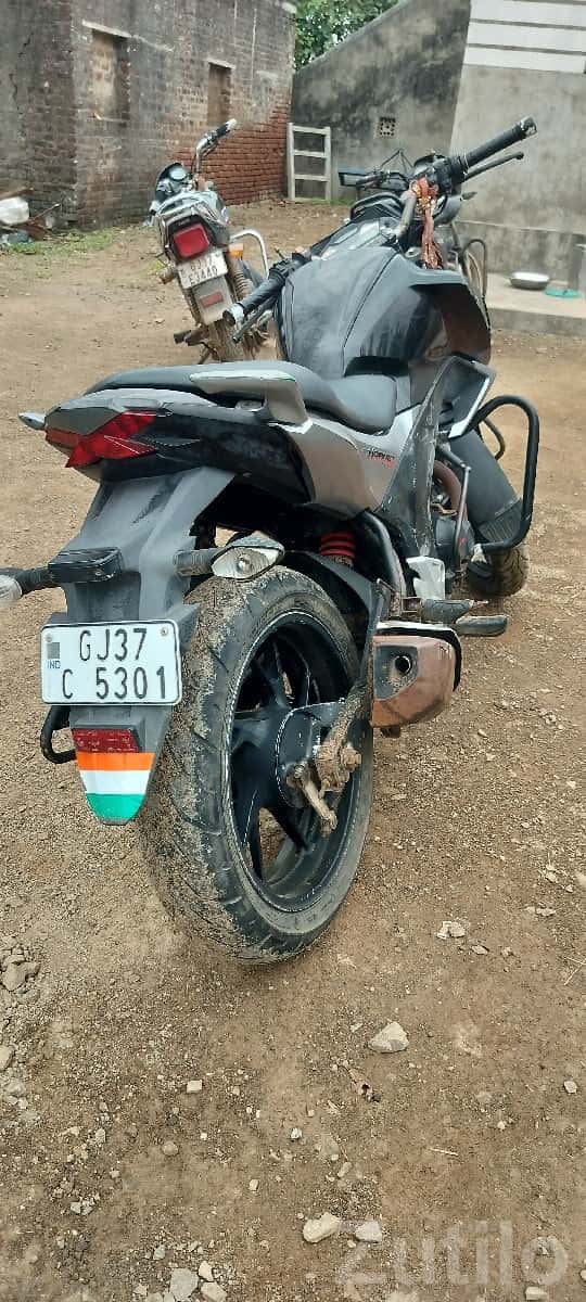 Honda CB Hornet 160cc 2016 Bike for Sale Honda CB Hornet 160cc 2016 Bike for Sale