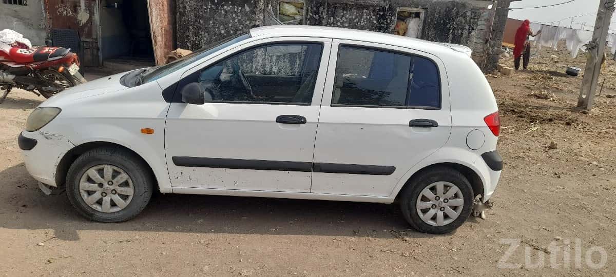 Used White Hatchback Car for Exchange Used White Hatchback Car for Exchange