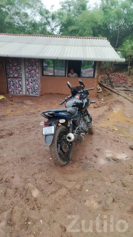 Bajaj Pulsar 220 2021 Single Owner Bike Bajaj Pulsar 220 2021 Single Owner Bike
