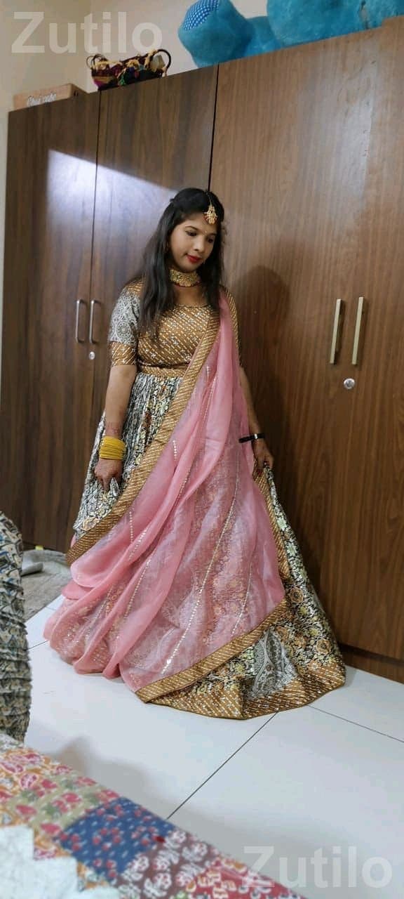 Silk Choli with Pink Dupatta Lehenga Set Silk Choli with Pink Dupatta Lehenga Set