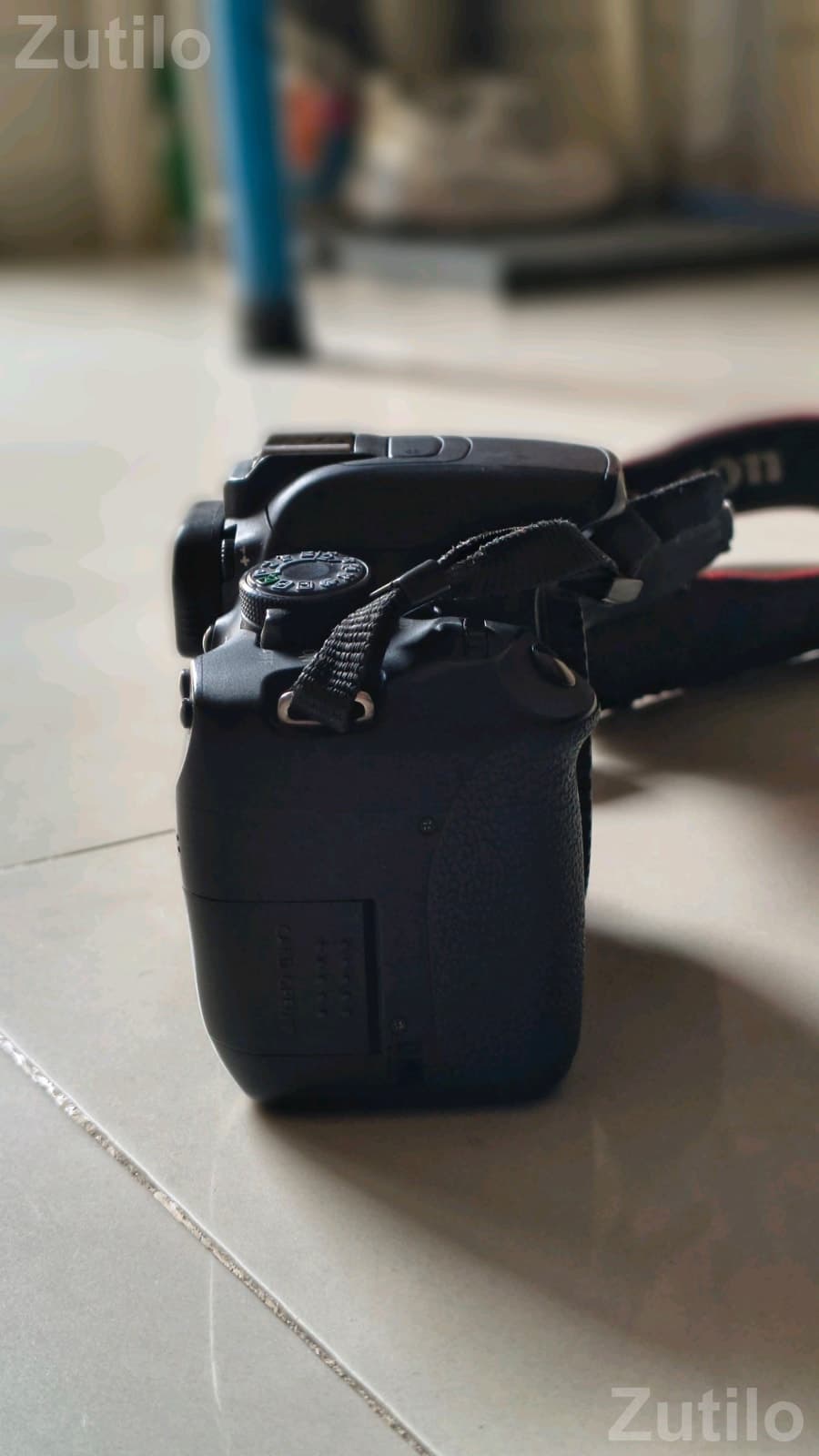 Canon EOS 700D DSLR Camera with 18-135mm Lens Canon EOS 700D DSLR Camera with 18-135mm Lens