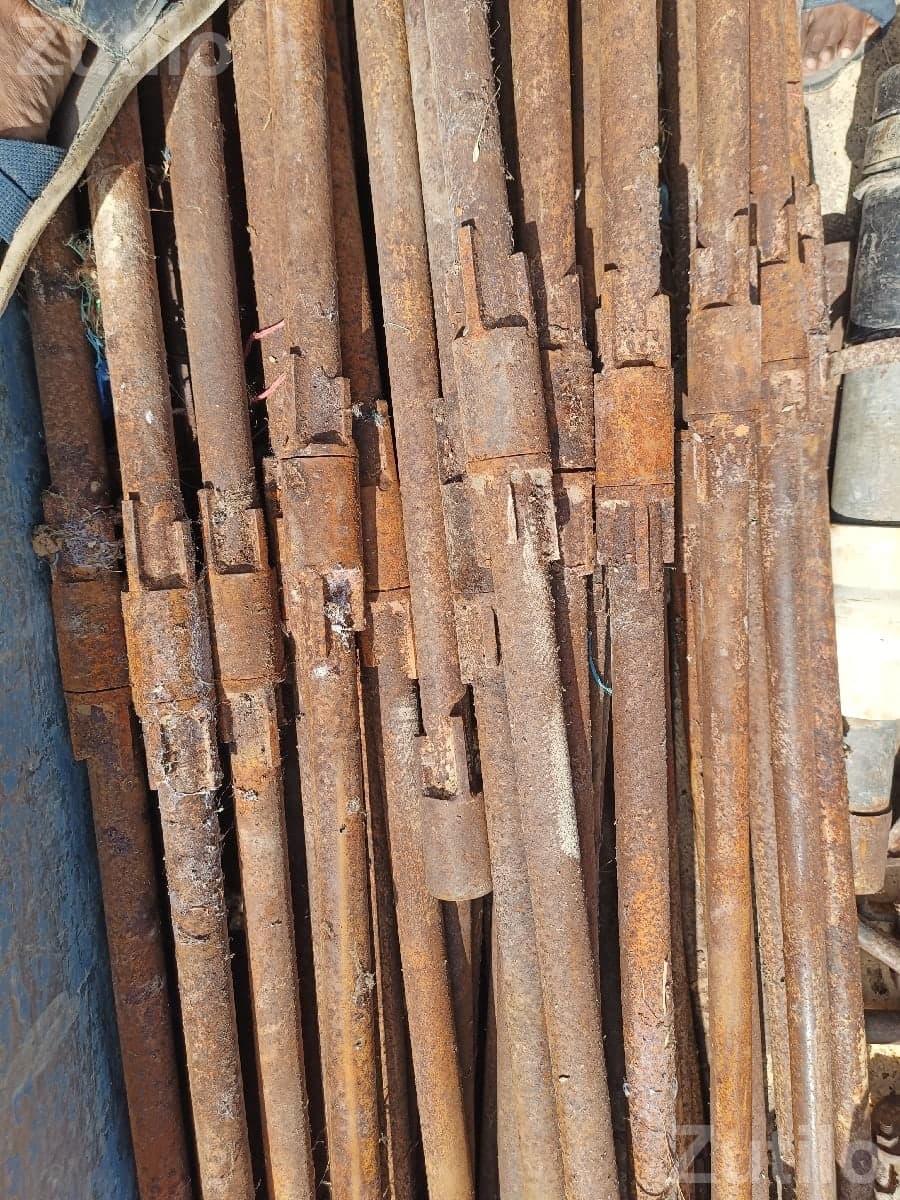 400 Feet Used Metal Pipe Line Set 400 Feet Used Metal Pipe Line Set