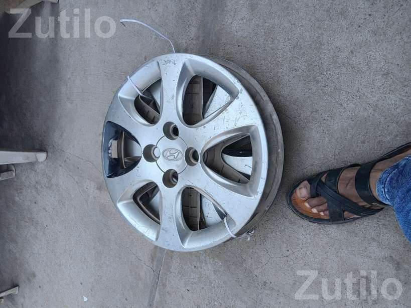 Hyundai Four Wheeler Wheel Covers Set of 4 Hyundai Four Wheeler Wheel Covers Set of 4
