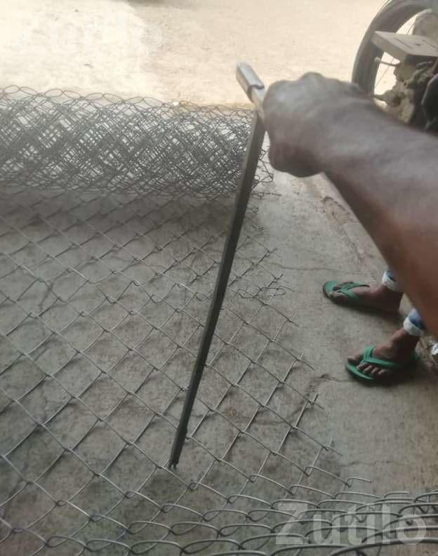 Iron Wire Mesh Making Machine Iron Wire Mesh Making Machine