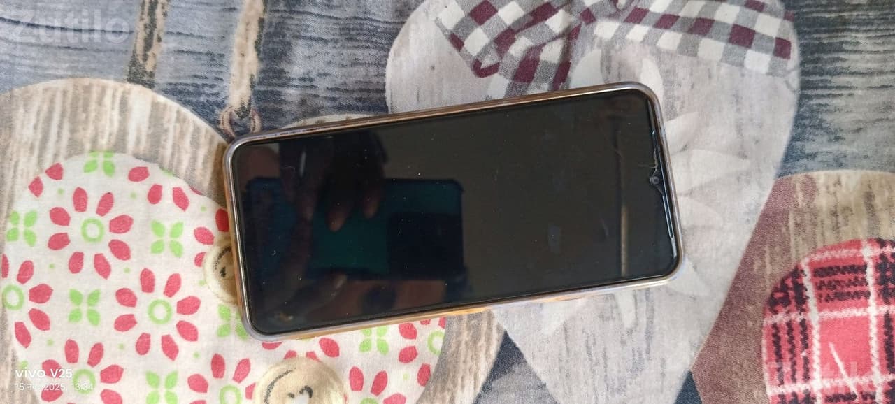 Vivo V25 12GB 256GB Smartphone Vivo V25 12GB 256GB Smartphone