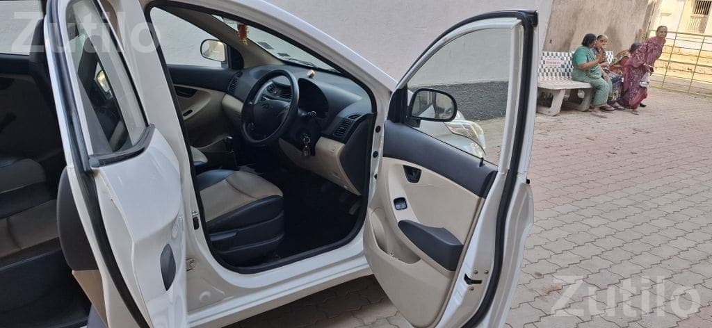 Hyundai Eon Era Plus 2015 Petrol Hyundai Eon Era Plus 2015 Petrol