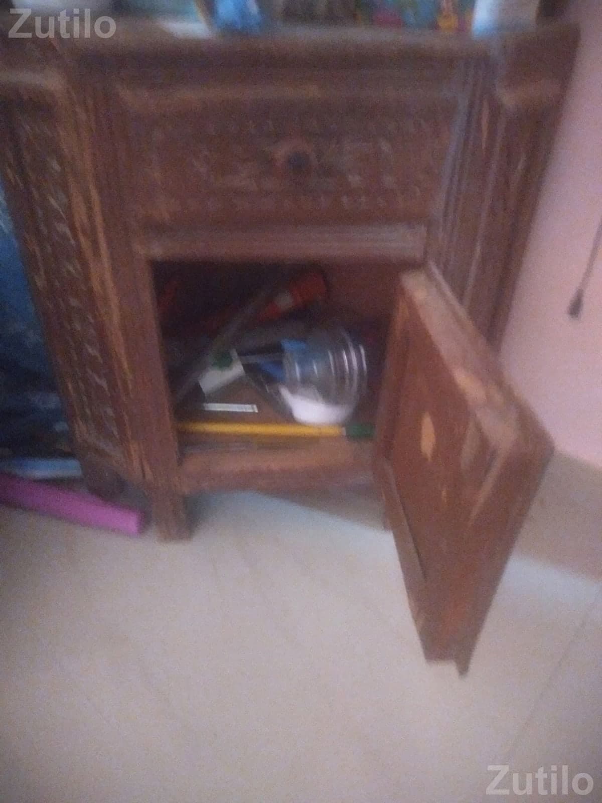 Two Compartment Wooden Showcase Cabinet Two Compartment Wooden Showcase Cabinet