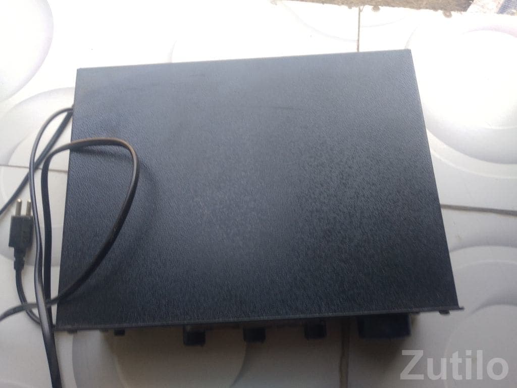 12 Volt Audio Amplifier in Running Condition 12 Volt Audio Amplifier in Running Condition