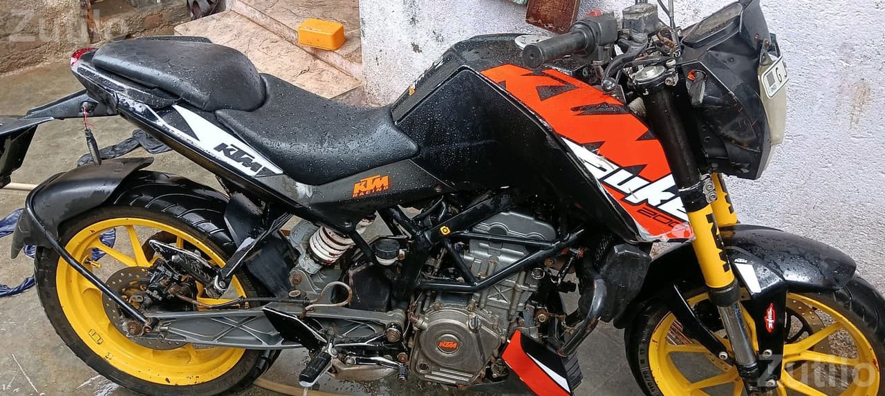 KTM Duke 200 Motorcycle KTM Duke 200 Motorcycle