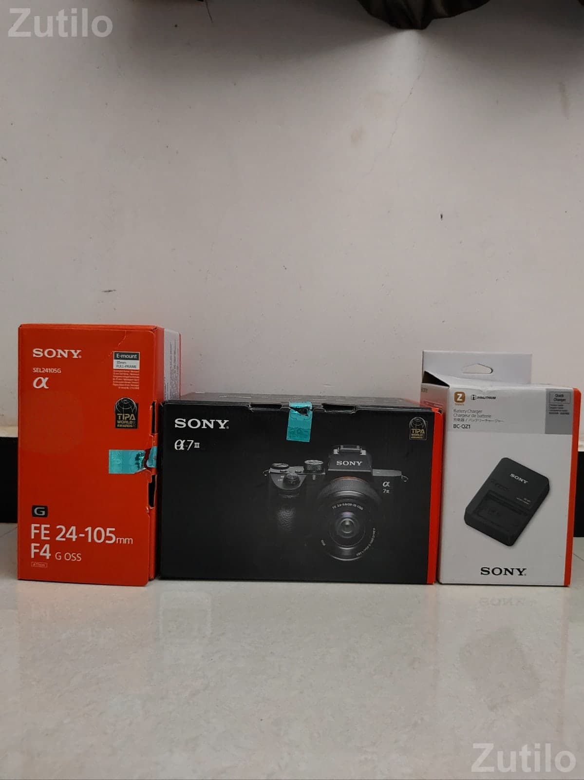 Sony Alpha ILCE-7M3K and FE 24-105 mm F4 G (3 year warranty) Sony Alpha ILCE-7M3K and FE 24-105 mm F4 G (3 year warranty)