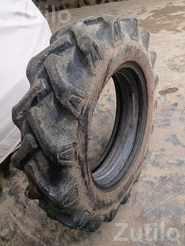 Mini Tractor Tyre 8-18 with Tube Mini Tractor Tyre 8-18 with Tube