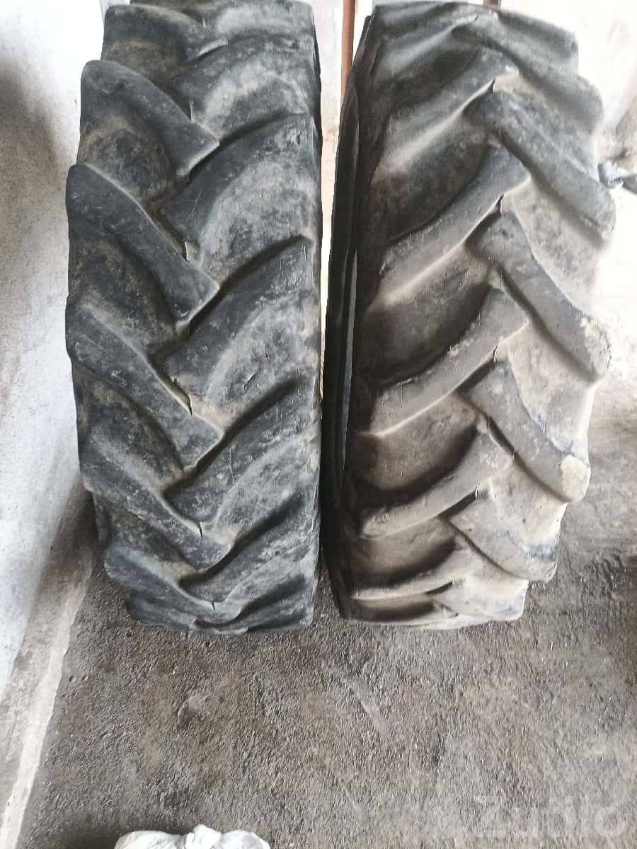 Used Tractor Tyres 13.6-28 for Sale Used Tractor Tyres 13.6-28 for Sale