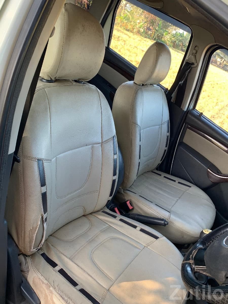 2013 Dustar Car with AC & New Tyres 2013 Dustar Car with AC & New Tyres