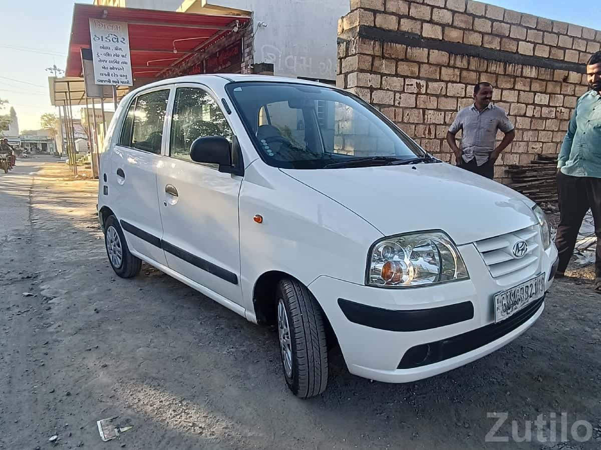 Hyundai Santro 2013 White Top Condition Hyundai Santro 2013 White Top Condition