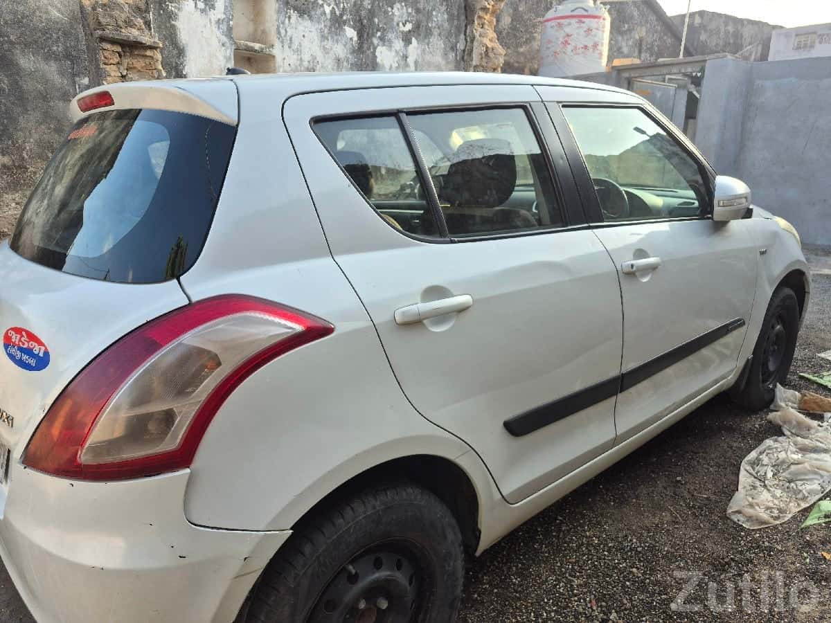 Maruti Suzuki Swift VXI 2015 Petrol Car Maruti Suzuki Swift VXI 2015 Petrol Car