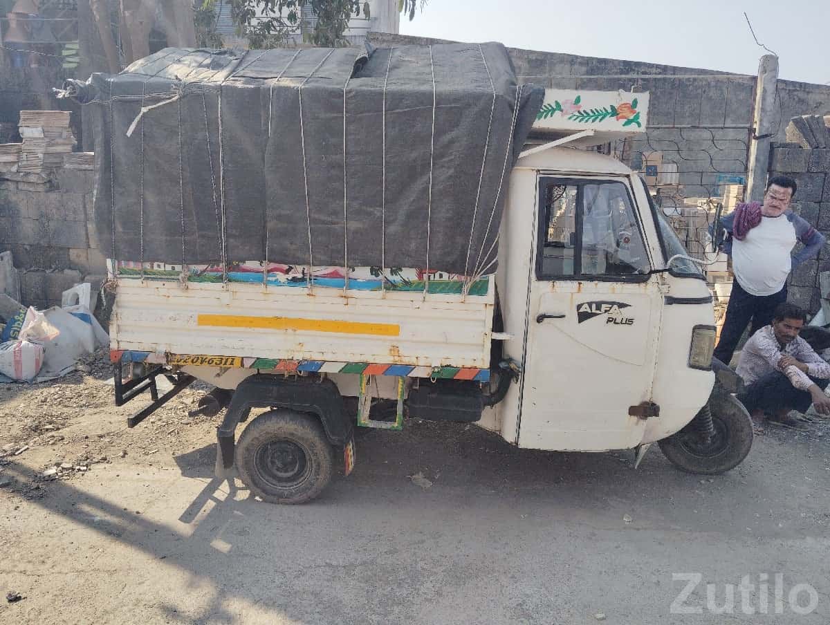 Mahindra Alfa Plus cargo auto 2016 Mahindra Alfa Plus cargo auto 2016