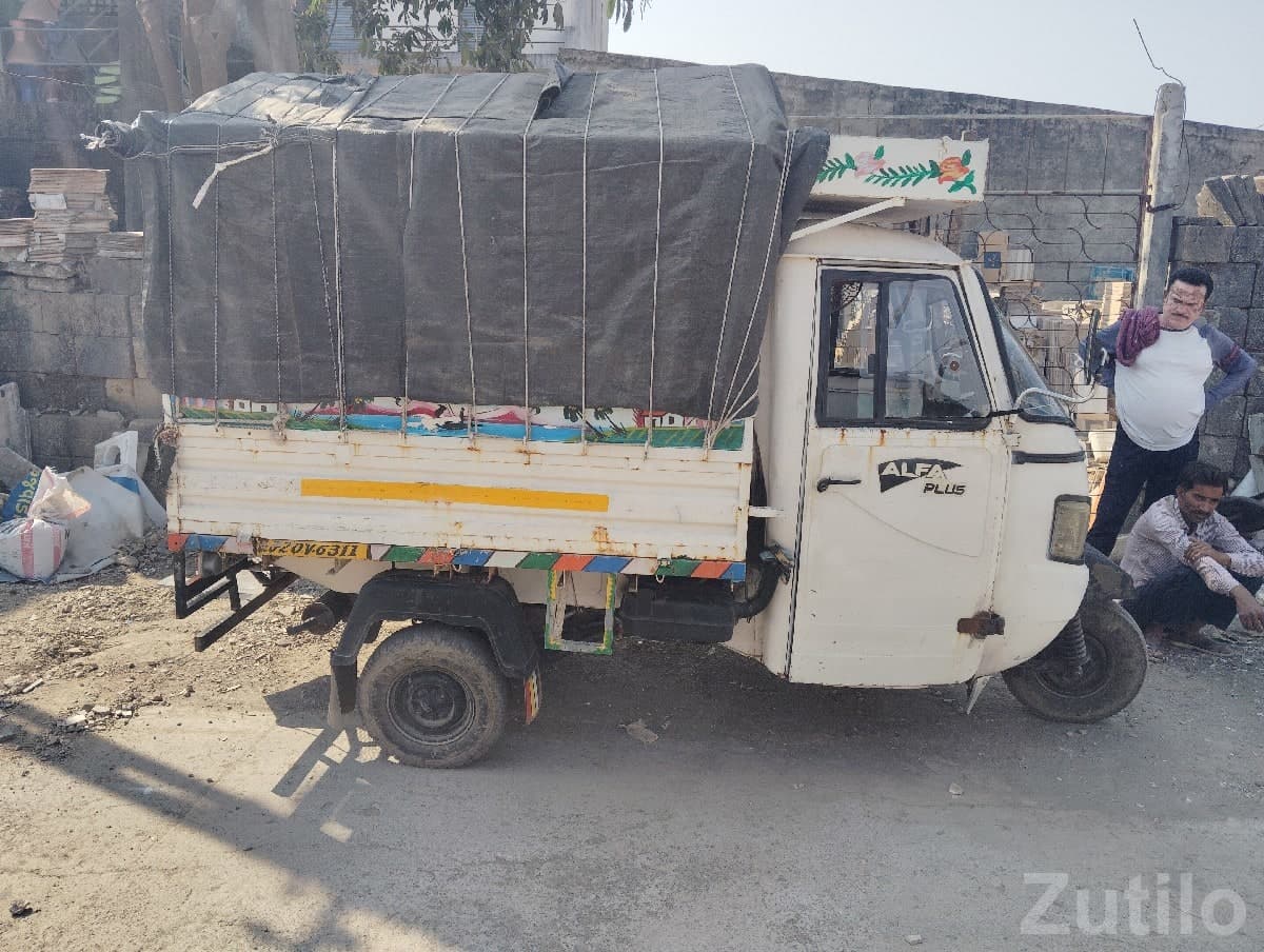 Mahindra Alfa Plus cargo auto 2016 Mahindra Alfa Plus cargo auto 2016