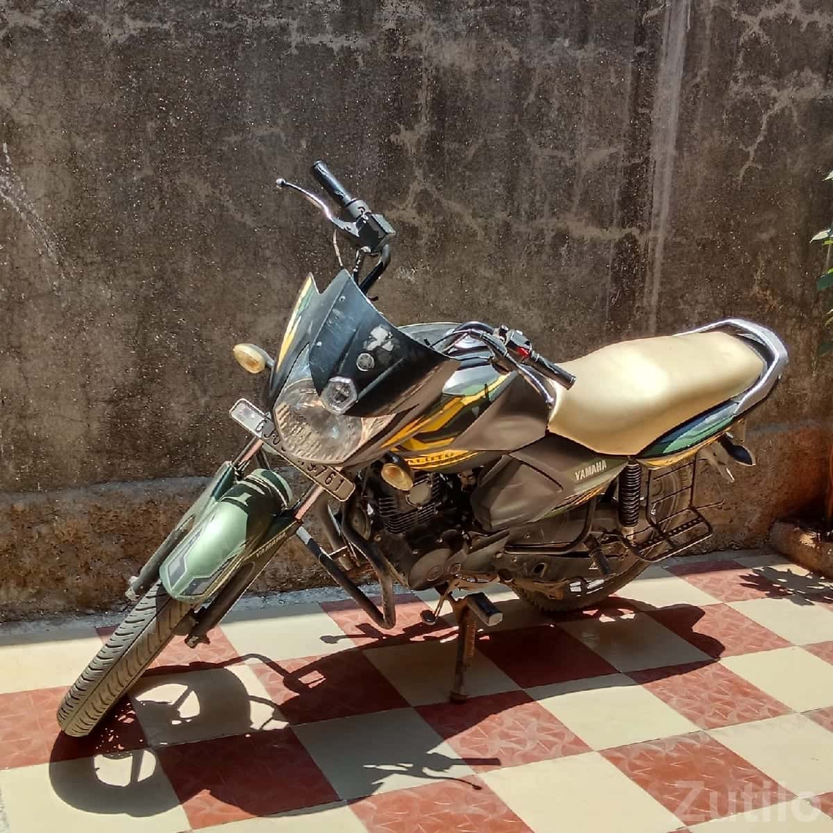 Yamaha 2017 used bike in good condition Yamaha 2017 used bike in good condition