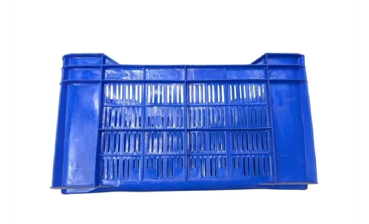 Superme Plastic Vented Crates for Sale Superme Plastic Vented Crates for Sale
