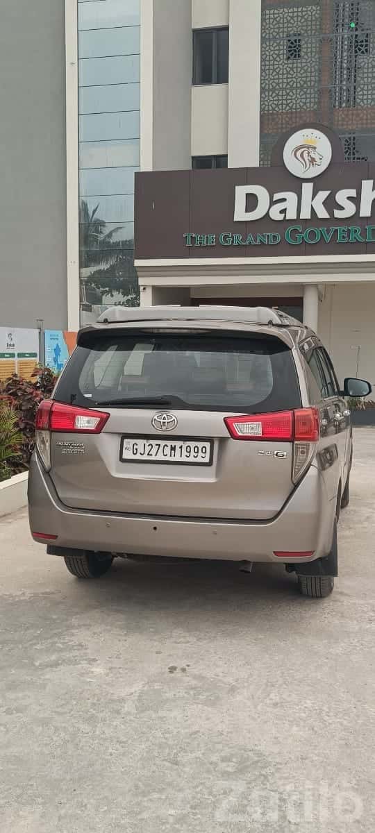 Toyota Innova Crysta 2019 2.4G Toyota Innova Crysta 2019 2.4G