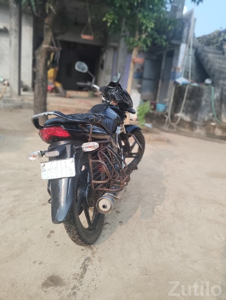 Mahindra Motorcycle 2013-14 Model Mahindra Motorcycle 2013-14 Model