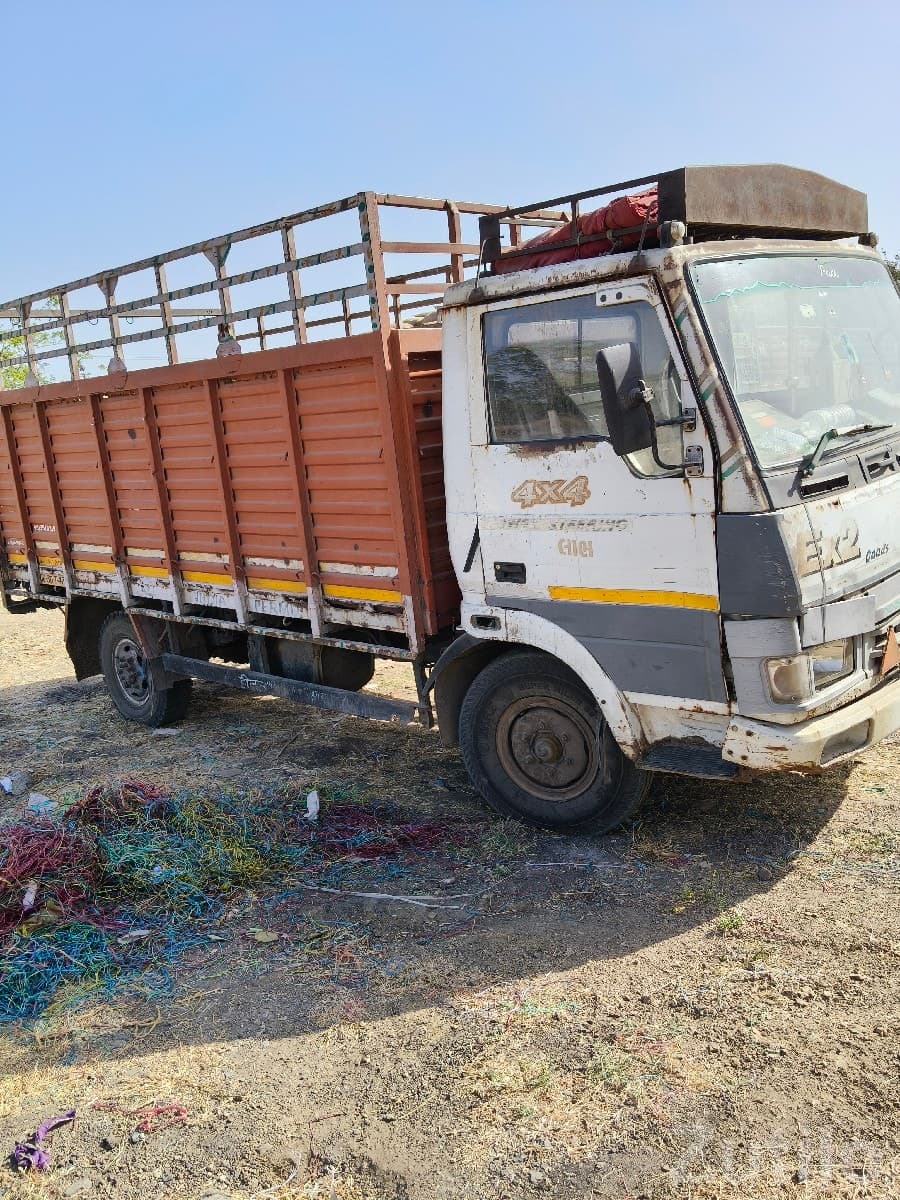 Tata LPT 407 Truck 2012 Model Tata LPT 407 Truck 2012 Model