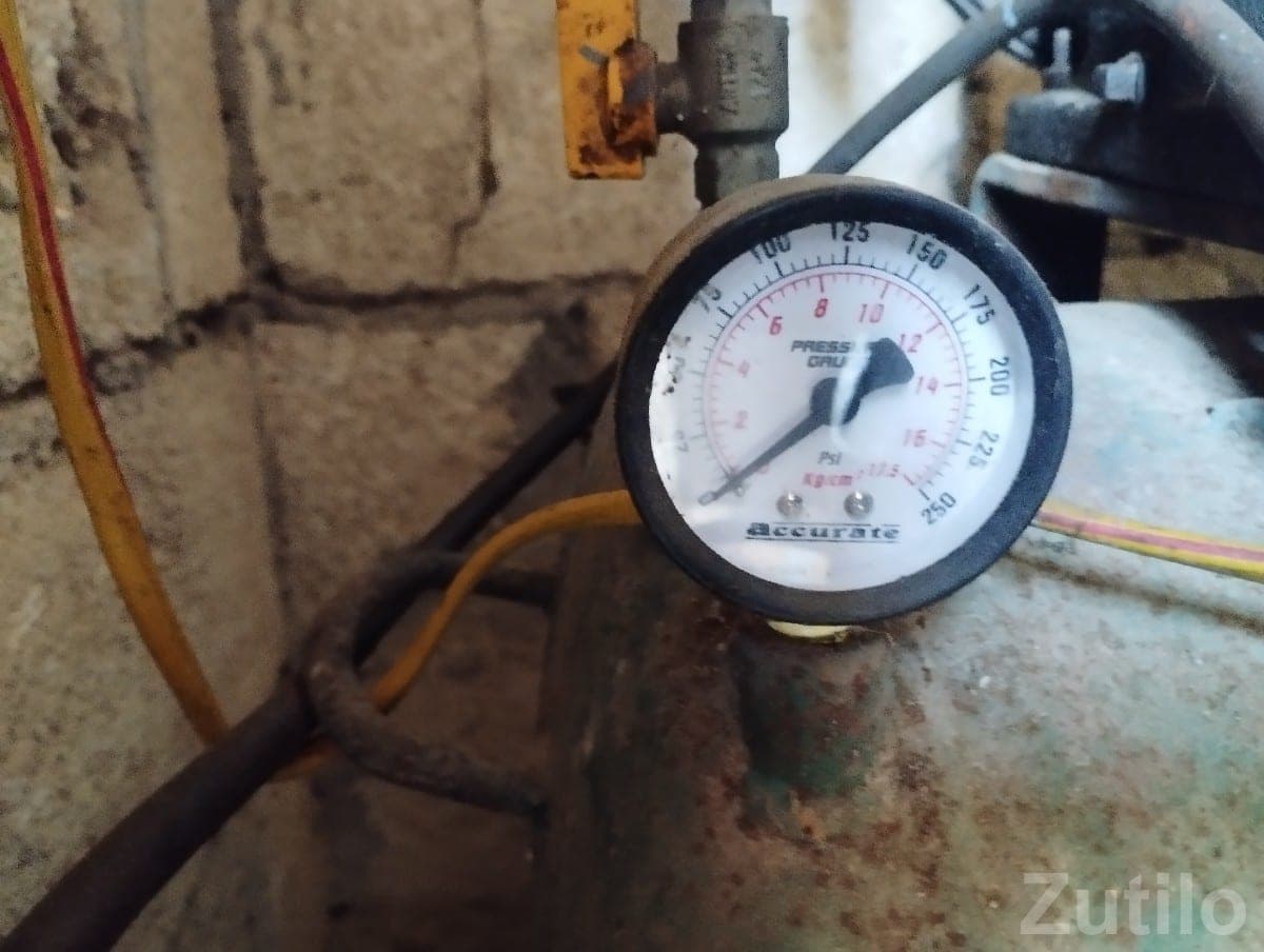 Service Station Air Compressor Tools Set Service Station Air Compressor Tools Set