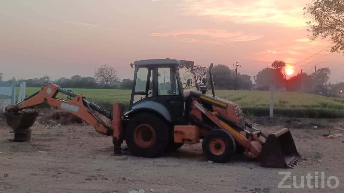 2012 Backhoe Loader Construction Vehicle 2012 Backhoe Loader Construction Vehicle