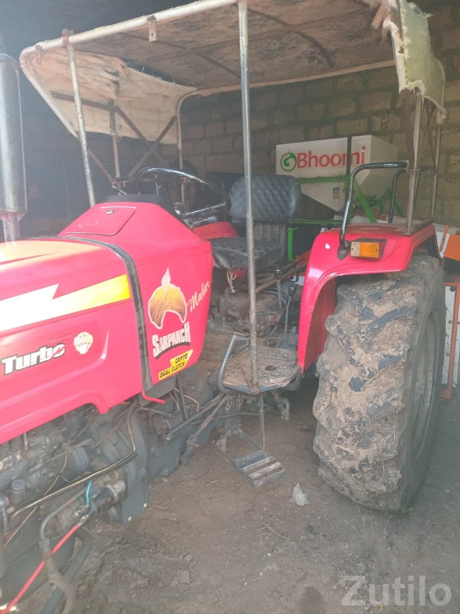 ટ્રેકટર વેચવાનું છે ટ્રેકટર વેચવાનું છે