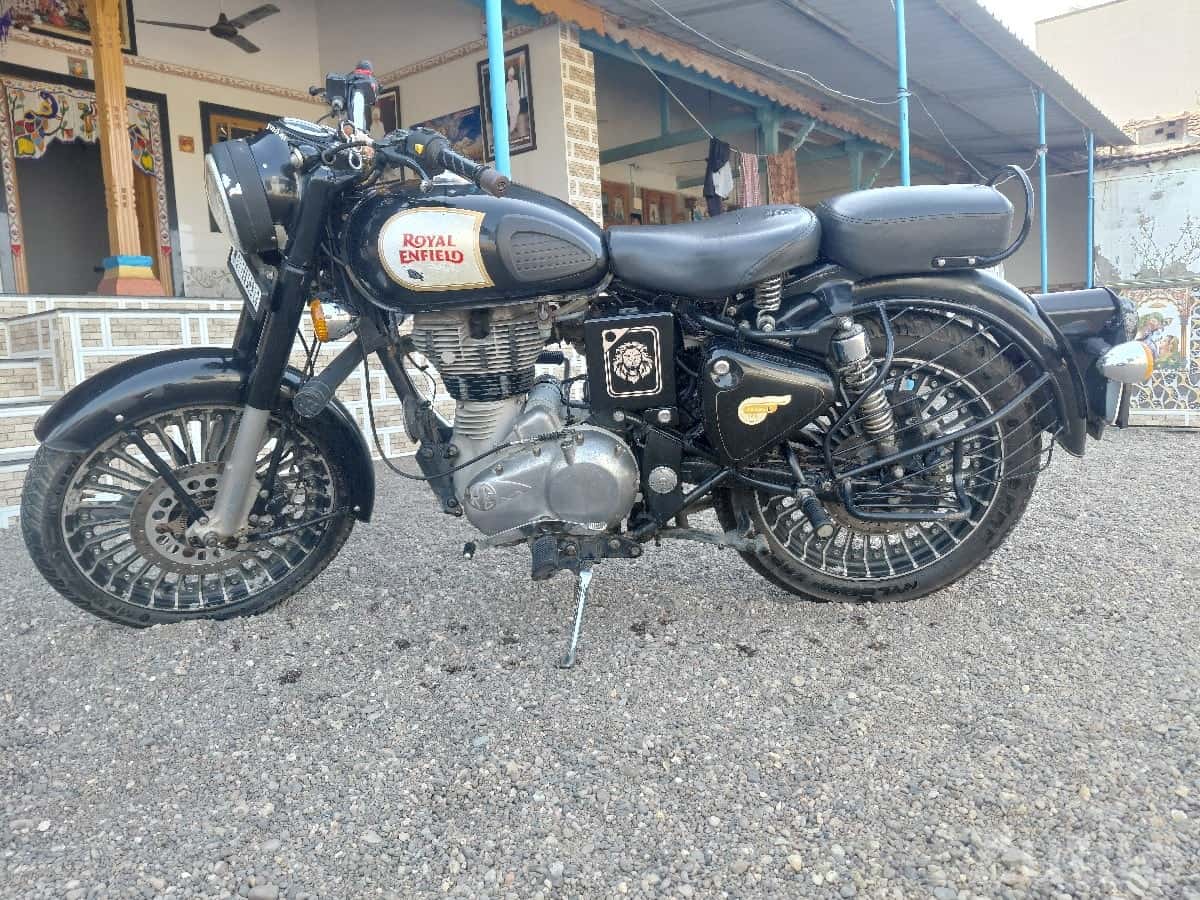 Royal Enfield Classic 350 2019 Bike Royal Enfield Classic 350 2019 Bike