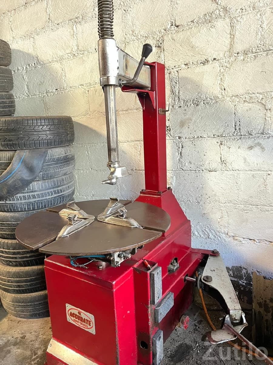 Tyre Changer Machine for Workshop Use Tyre Changer Machine for Workshop Use