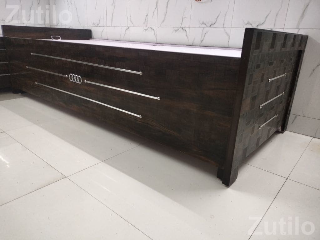 Wooden Bed Frame in 15 mm Plywood Wooden Bed Frame in 15 mm Plywood