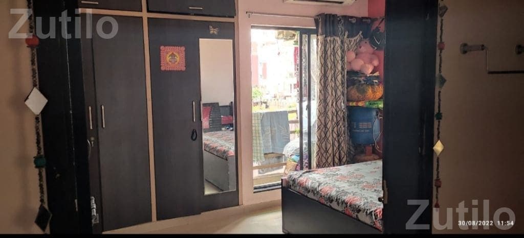 1 BHK Flat for Sale in Rajkot 1 BHK Flat for Sale in Rajkot